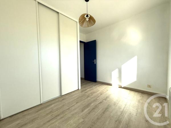 Appartement T3 à vendre  3 pièces - 53,43 m 2   FOS SUR MER  - 13