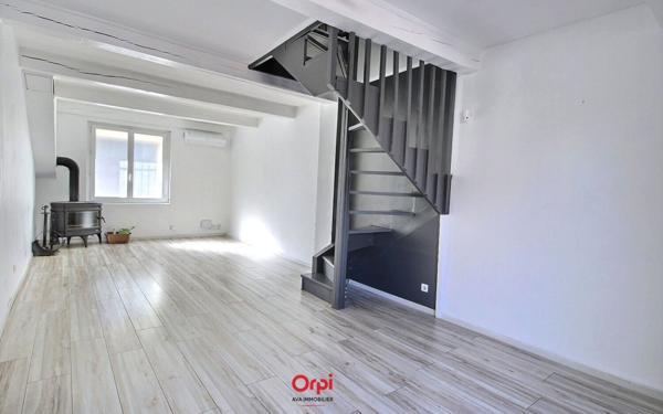 Maison à vendre    3 pièces • 65 m2 Marseille 10