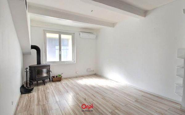 Maison à vendre    3 pièces • 65 m2 Marseille 10