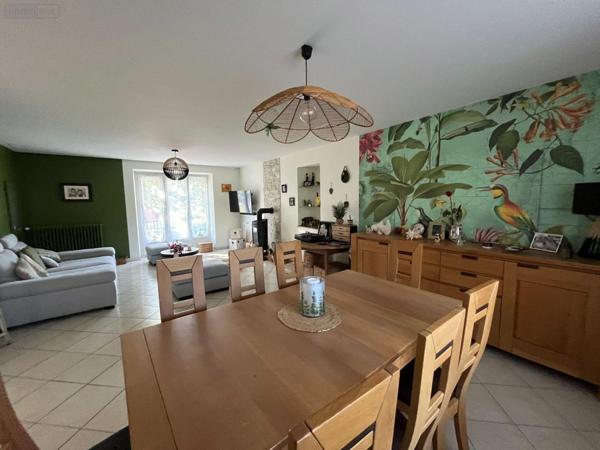 Maison individuelle à vendre à Villedieu-sur-Indre dans l'Indre (36320), ref : 36004/324