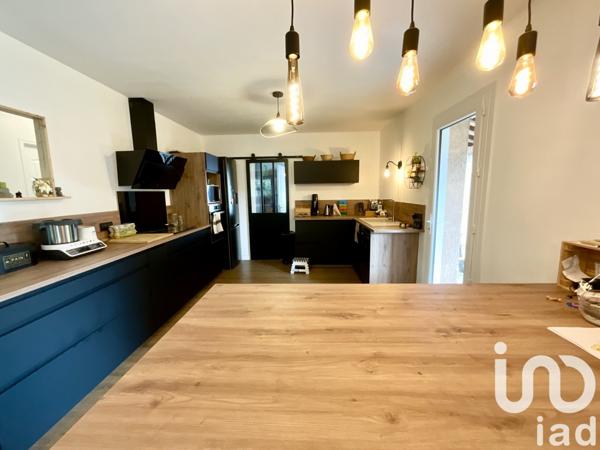 Maison à vendre 7 pièces 205 m² Saint-Hilaire-de-Brethmas