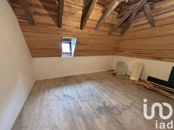 Maison 5 pièces de 140 m² à Marmanhac (15250)