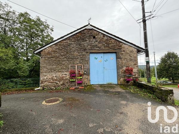 Maison 5 pièces de 140 m² à Marmanhac (15250)