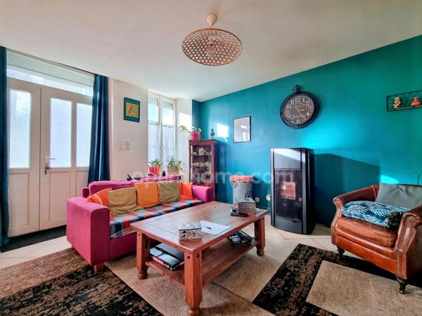 🏡 Maison de ville en pierre avec terrain - TINCHEBRAY à 800 mètres du centre ville