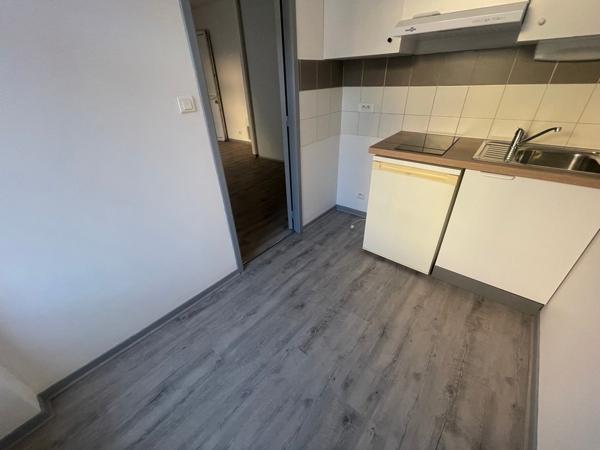 Appartement Limoges - 2 pièce(s) - 28.39 m2 (ref 101)