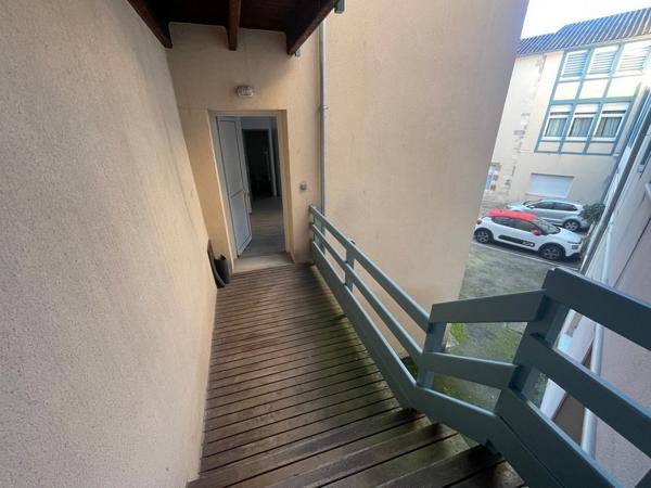 Appartement Limoges - 2 pièce(s) - 28.39 m2 (ref 101)