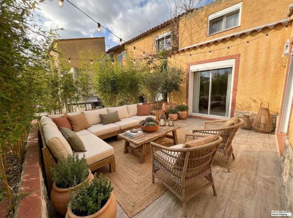 Sainte-Marie de la Mer Environnement d'exception:Mas composé de 3 habitations à 2 pas des plage, calme abslu