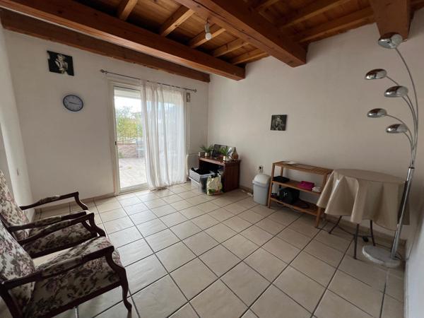 Sainte-Marie de la Mer Environnement d'exception:Mas composé de 3 habitations à 2 pas des plage, calme abslu