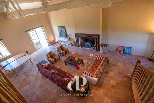 Vic-Fezensac (32190) Ancienne Ferme rénovée avec Goût