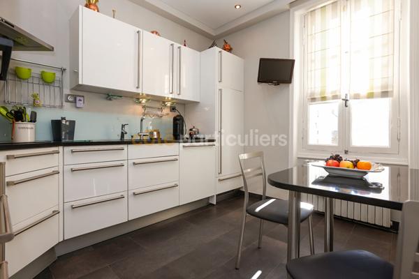 Vente
                Maison bourgeoise236 m² - 8 Pièces -
                    JOUE LES TOURS (37300)