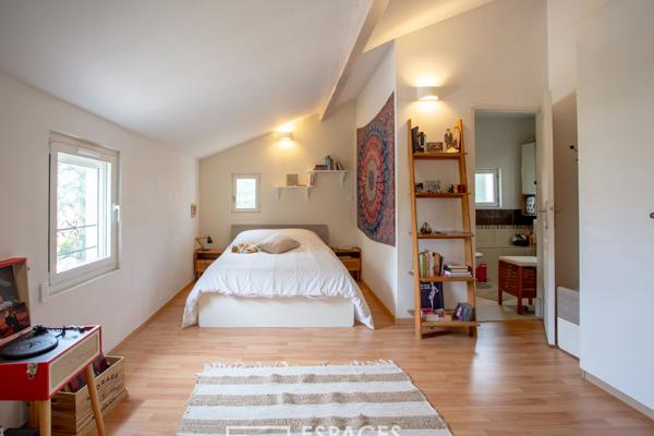 Cadre Idyllique pour cette villa située entre Uzès et Nîmes