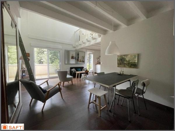 Bassin d'Arcachon, hyper centre d'Andernos les Bains, 300 m du Bassin. Magnifique duplex de 80 m2 loi carrez.