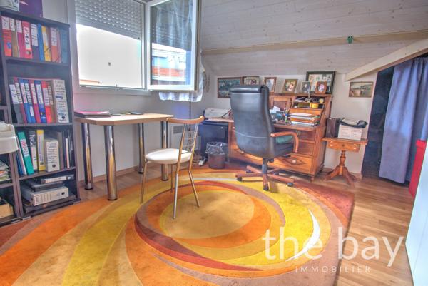 Arcachon (33120) Duplex trois chambres plus bureau au cœur de l'Aiguillon