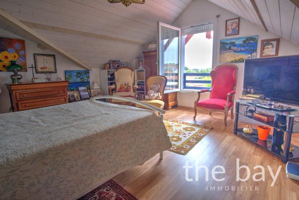 Arcachon (33120) Duplex trois chambres plus bureau au cœur de l'Aiguillon