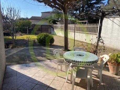 Villa à SORGUES (84700)