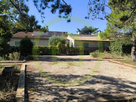 Villa à SORGUES (84700)