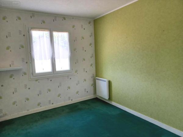 Maison à vendre à Chinon dans l'Indre-et-Loire (37500), ref : 094/1021   
AZAY LE RIDEAU