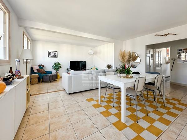 T4 71 m² BALCON + PARKING  Proche GARE & NEOMA Clairmarais