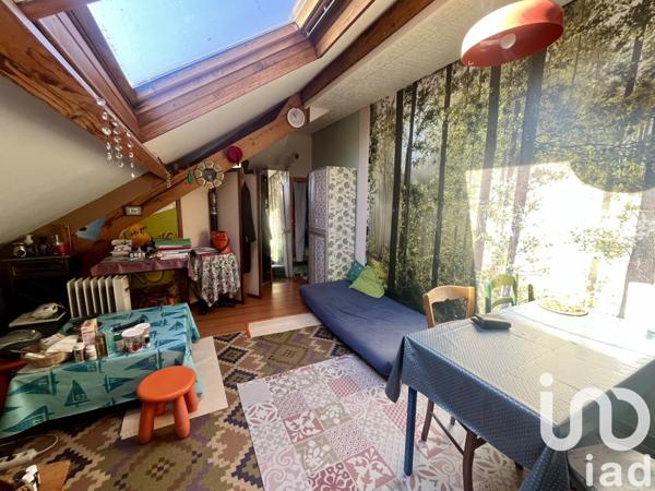 Appartement 2 pièces de 30 m² à Paray-Vieille-Poste (91550)