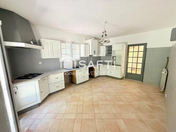 GRANDE MAISON FAMILIALE 5 PIÈCES – 166 m² – VÉRO (20 min d’Ajaccio)