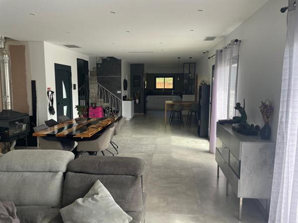 Villa Récente Martigues 8 pièce(s) 168 m2