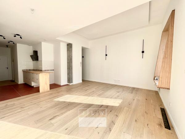 Appartement 2 chambres rénové avec jardin