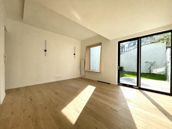Appartement 2 chambres rénové avec jardin