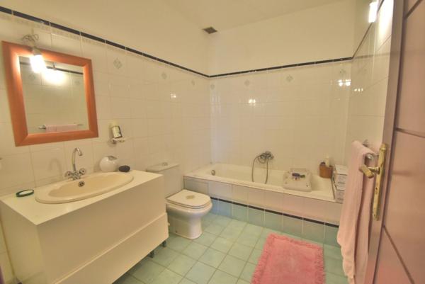 Maison à vendre 5 pièces BAIE MAHAULT (971)