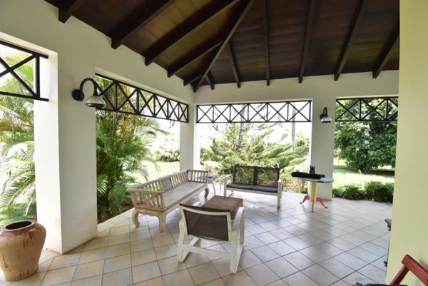 Maison à vendre 5 pièces BAIE MAHAULT (971)