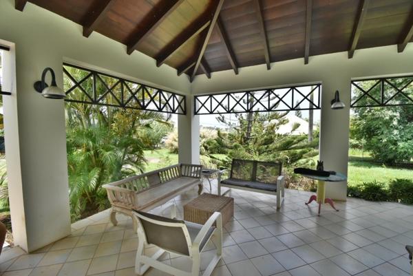 Maison à vendre 5 pièces BAIE MAHAULT (971)