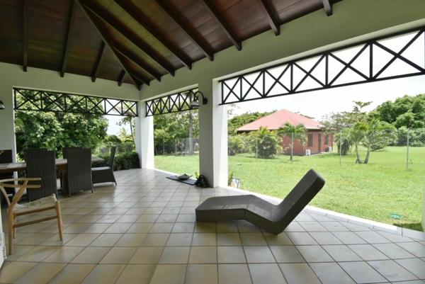 Maison à vendre 5 pièces BAIE MAHAULT (971)