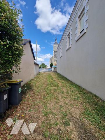 TERRAIN A BATIR COEUR DE BOURG