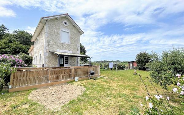 Maison à vendre    5 pièces •  Mées