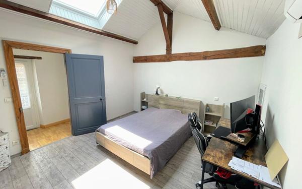 Maison à vendre    5 pièces •  Mées