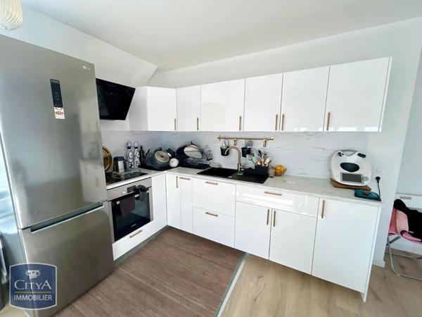 Appartement à louer 3 pièces 65.04m²