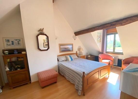 Propriété avec piscine à 2 pas de la Loire sur un parc arboré de 8900 m² à Germigny Des Prés