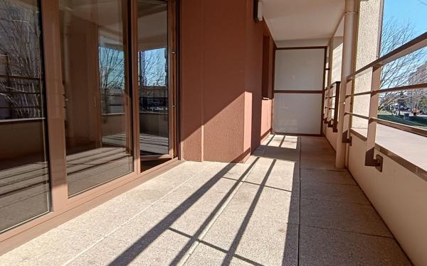 Appartement à vendre    4 pièces • 92,47 m2 Villeurbanne