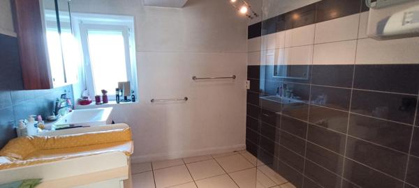 Maison 6 pièces,  terrain 1200 m2