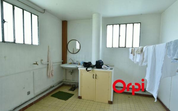 Maison à vendre    5 pièces •  Vaugneray