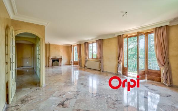 Maison à vendre    5 pièces •  Vaugneray