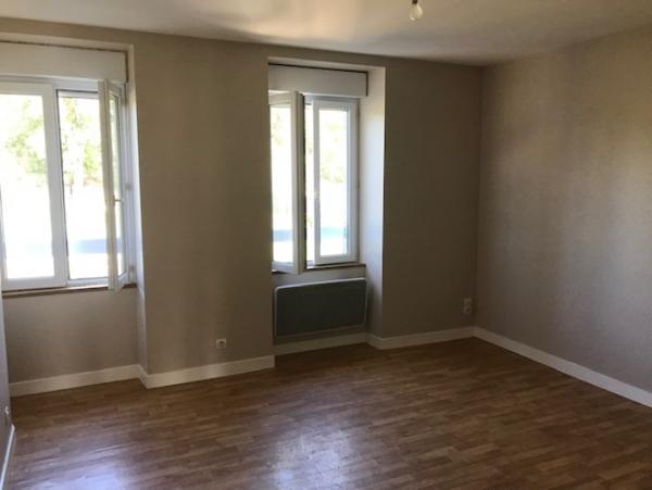 Location Studio 1 pièce Saint-Aubin-le-Cloud (79450)