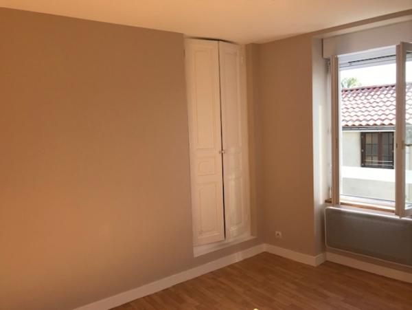 Location Studio 1 pièce Saint-Aubin-le-Cloud (79450)