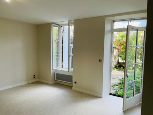 Location Appartement 3 pièces Parthenay (79200) - CENTRE VILLE