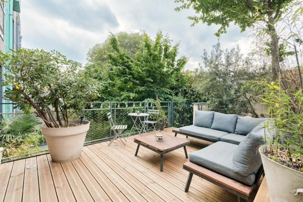 Duplex Paris 18e - LEPIC / ABBESSES