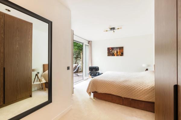 Duplex Paris 18e - LEPIC / ABBESSES