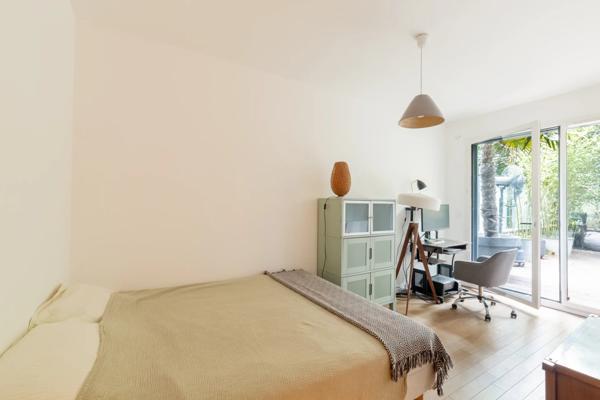 Duplex Paris 18e - LEPIC / ABBESSES