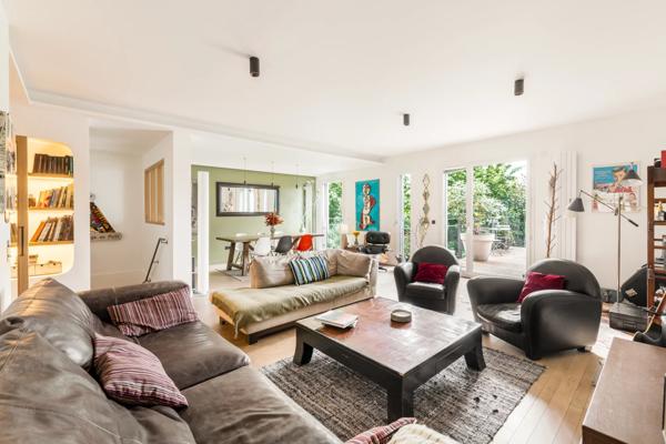 Duplex Paris 18e - LEPIC / ABBESSES