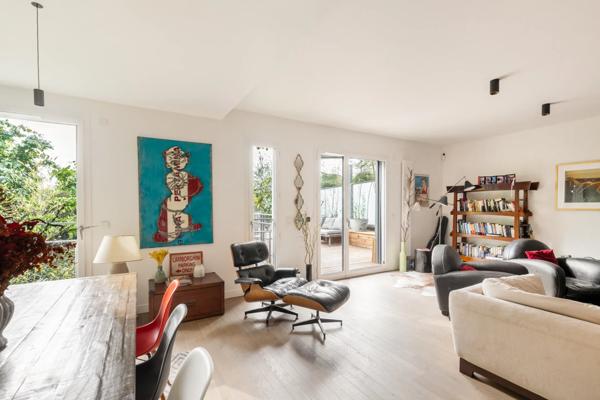 Duplex Paris 18e - LEPIC / ABBESSES