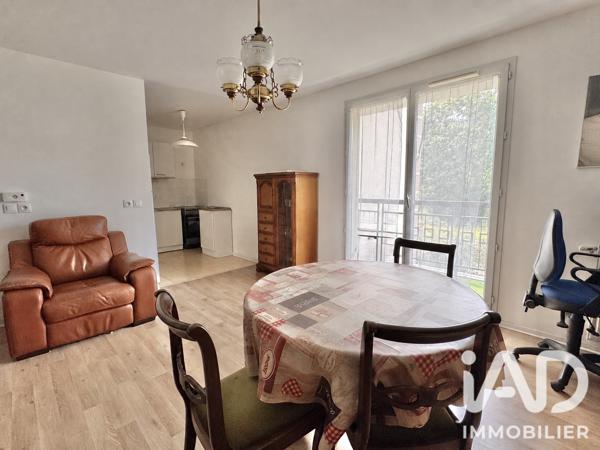 Appartement à vendre 3 pièces 62 m² Saint-Germain-lès-Corbeil