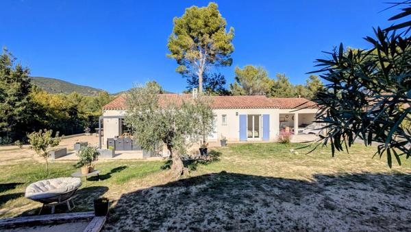 Villa plain-pied en pleine nature